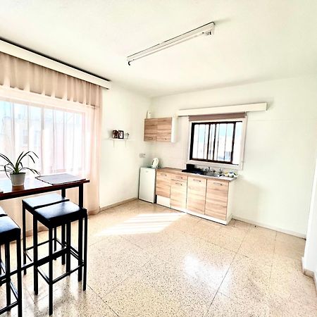 Apartamento Apt On The Street Of Bars&Nightclubs In Ayia Napa 11 Exterior foto
