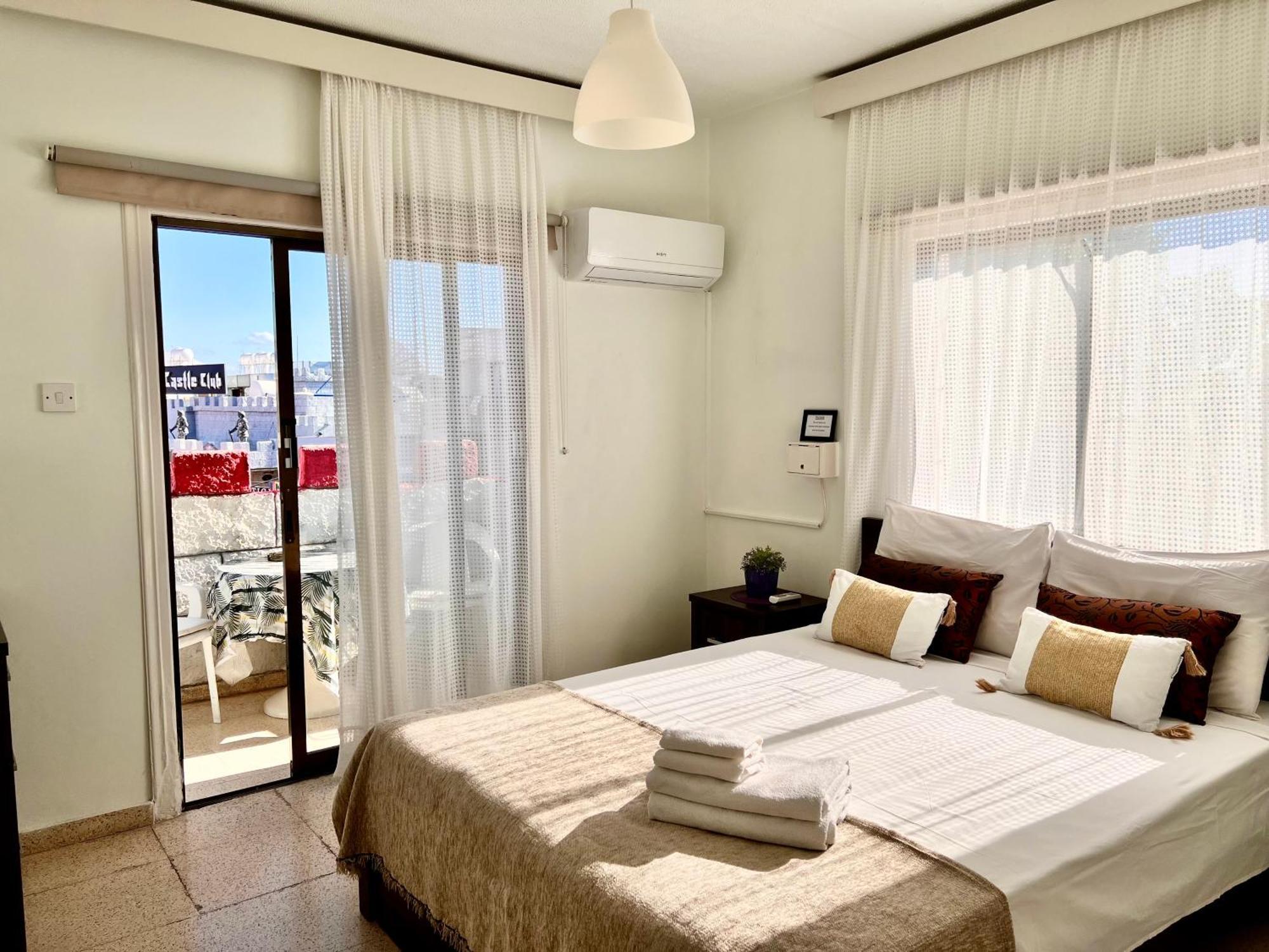 Apartamento Apt On The Street Of Bars&Nightclubs In Ayia Napa 11 Exterior foto